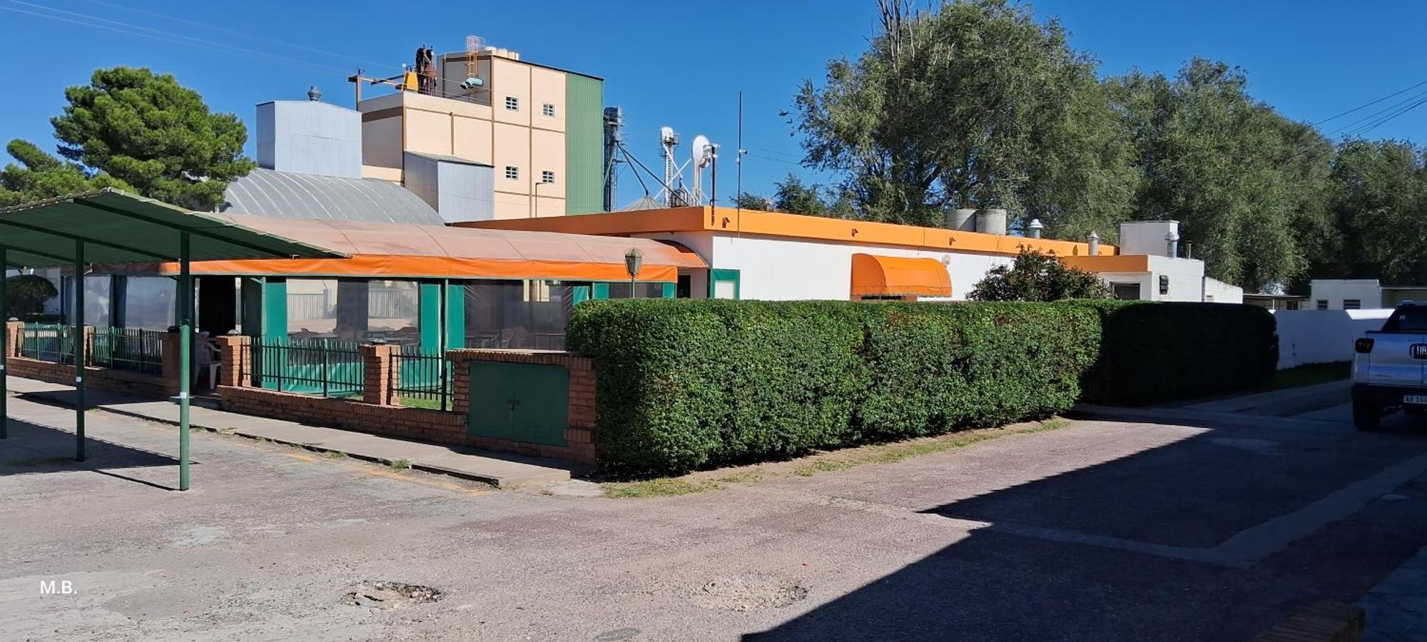 Hotel Y Restaurant Don Quijote Macachin  Bagian luar foto